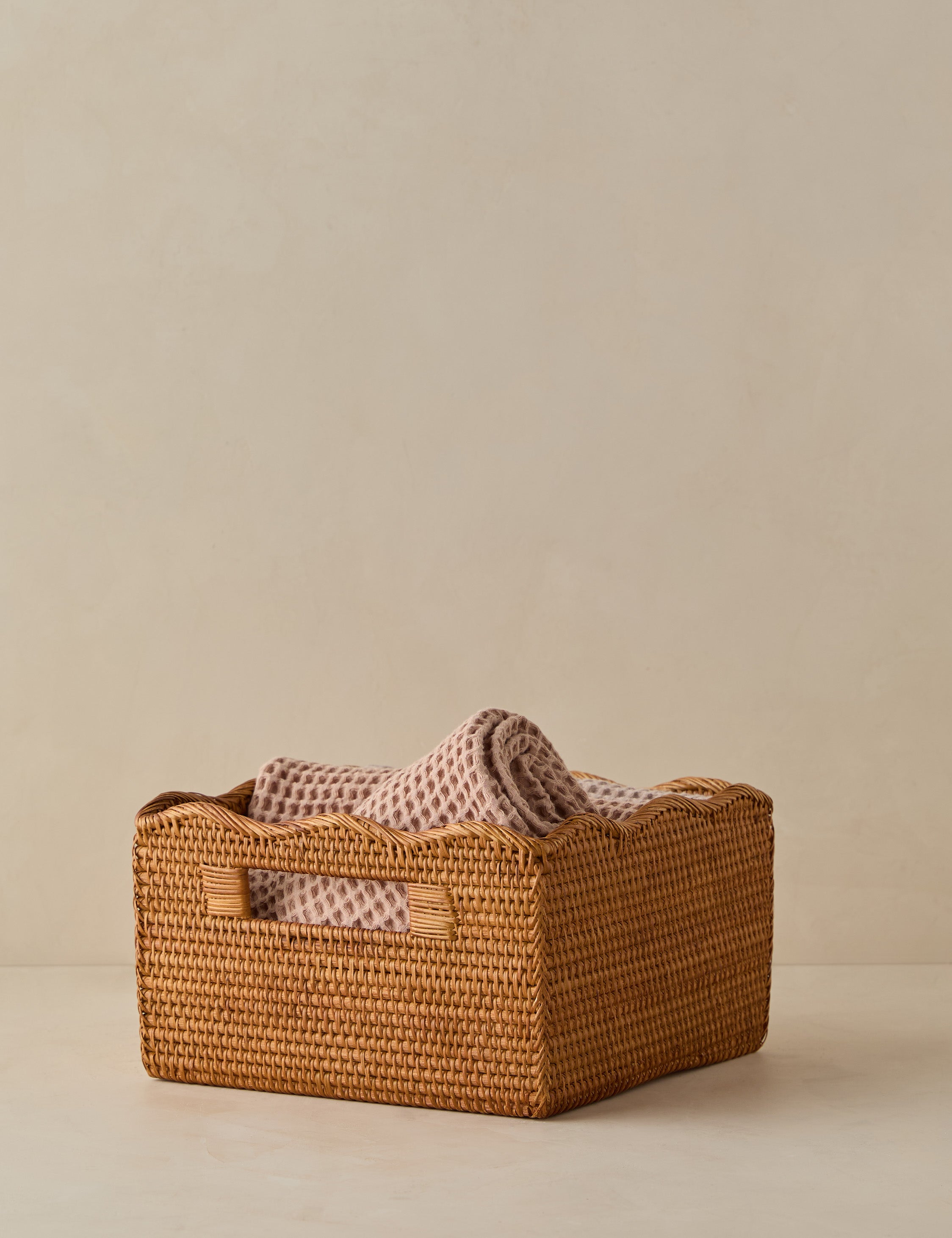 Rattan Storage Bin - Image 4