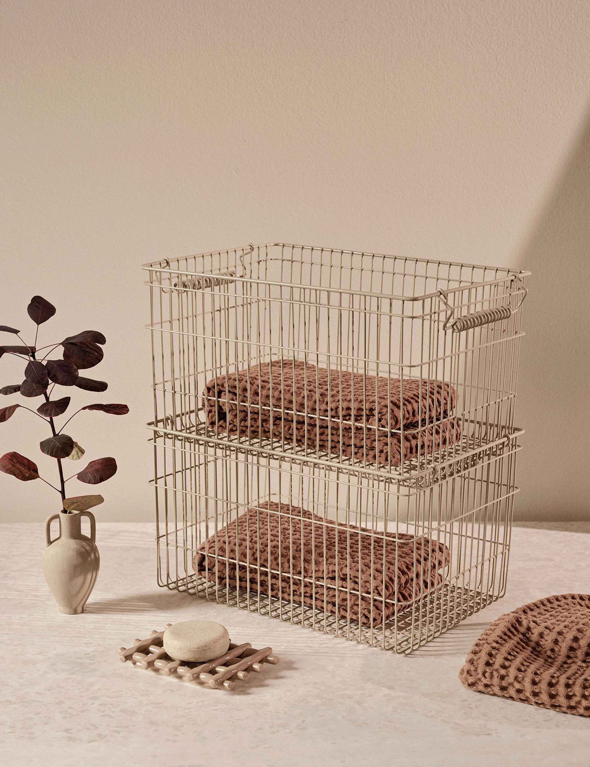 Vintage Stackable Basket (Set of 2)